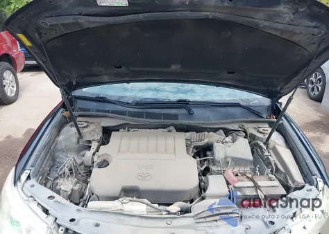 2012 Toyota Camry Xle V6 z USA, uszkodzony, nr VIN 4T1BK1FK4CU523340